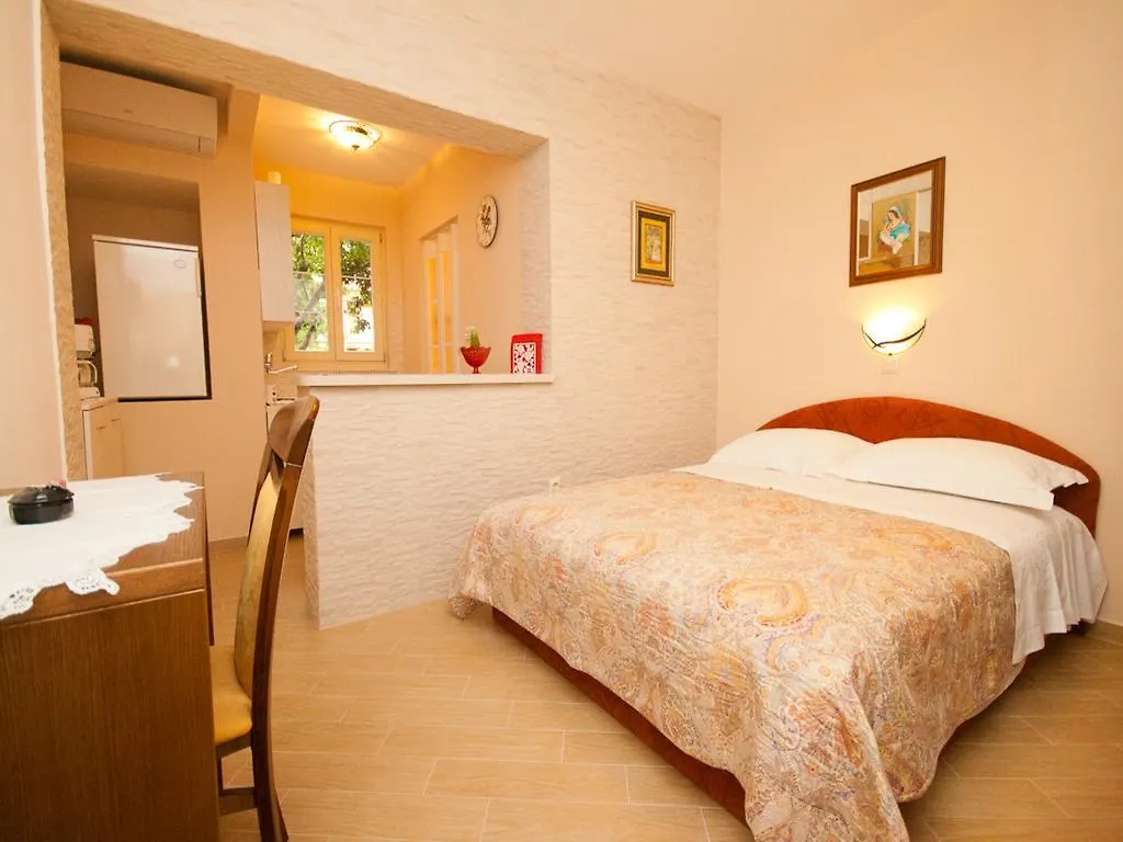 Rooms Nadica Baška Gasthof